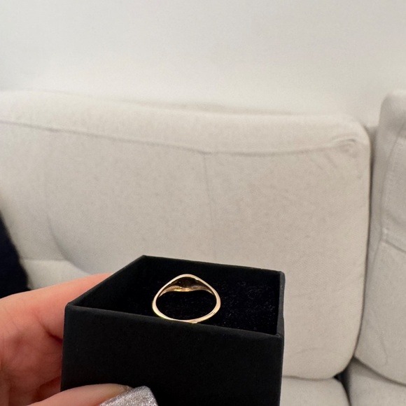 Catbird 14K Gold Small Heirloom Signet Ring w/ engraving F Sz 6 - Picture 6 of 6